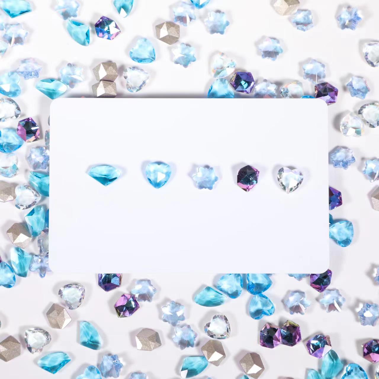 【SG22】The Ocean Crescent (Buy 1 shovel get 2 shovels!)