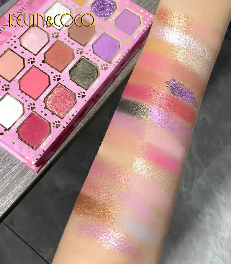 KEVIN&COCO 30colour pink panther eyeshadow palette Hongxuan Cosmetics