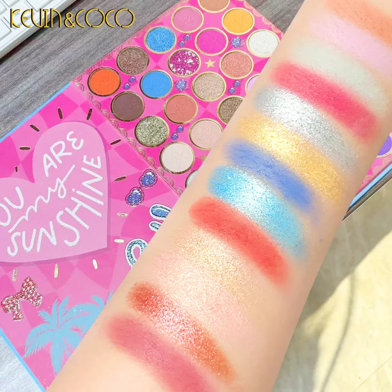 KEVIN&COCO 82colour cosmetics Barbie eyeshadow palette Hongxuan Cosmetics