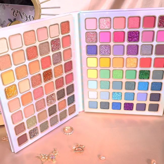 HOT SALE EYESHADOW PALLETE